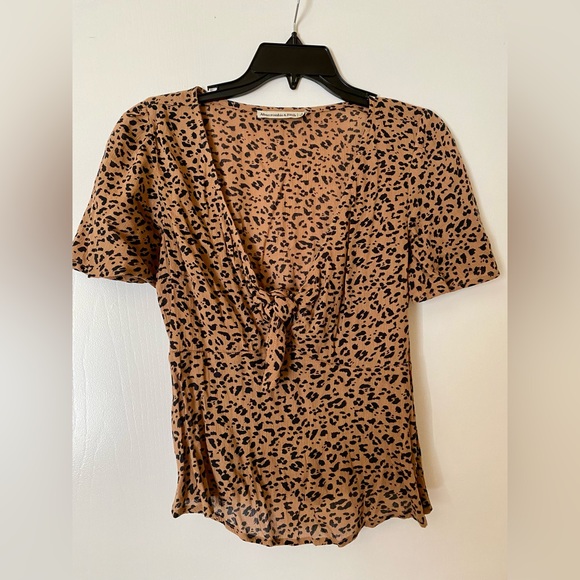 A&F blouse - Picture 3 of 3